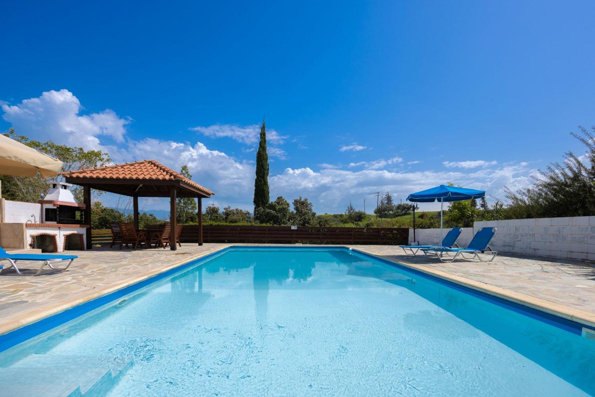 Villa Ira Finiki Латхі Екстер'єр фото