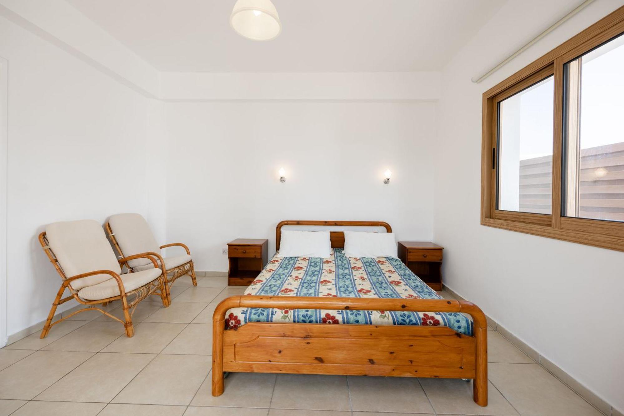 Villa Ira Finiki Латхі Екстер'єр фото